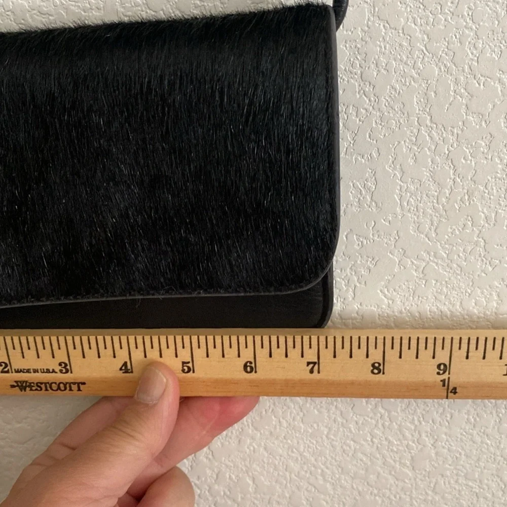 LUCKY BRAND Women’s Black Crossbody Bag with Easy Sliding Adjustable Strap